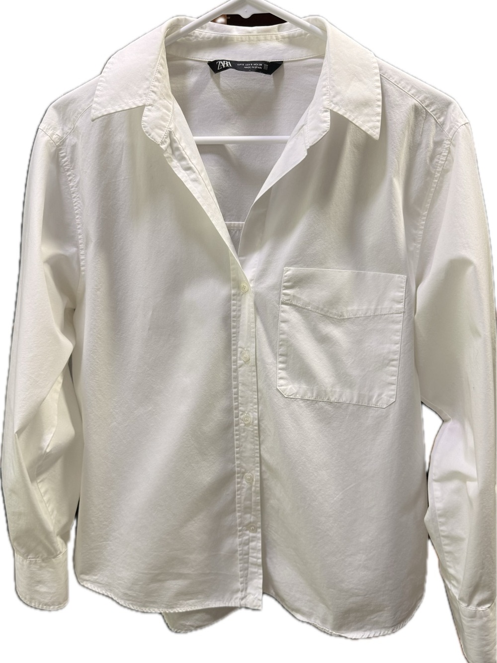 Zara Womenโs White Button-Down Shirt Size Small